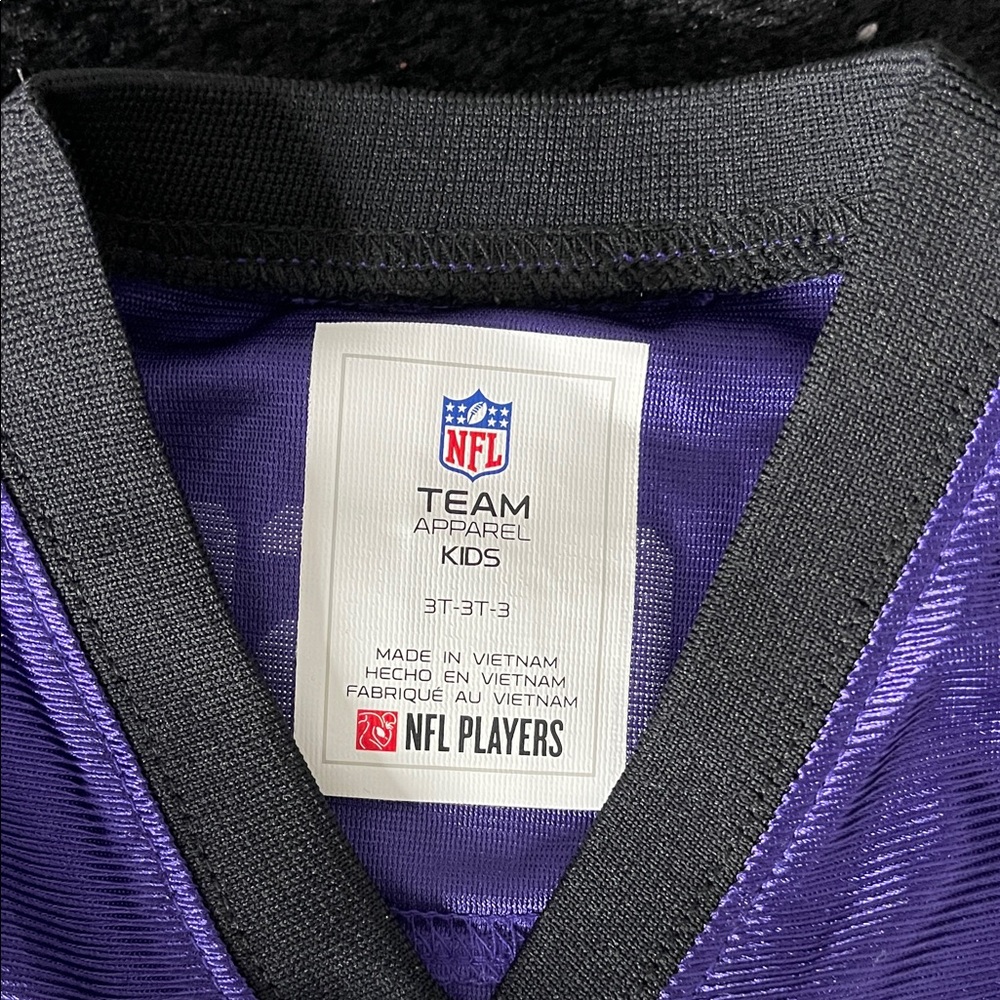 Baltimore Ravens Kids 3T Purple Jersey with Gold Number 8 - Picture 4 of 9